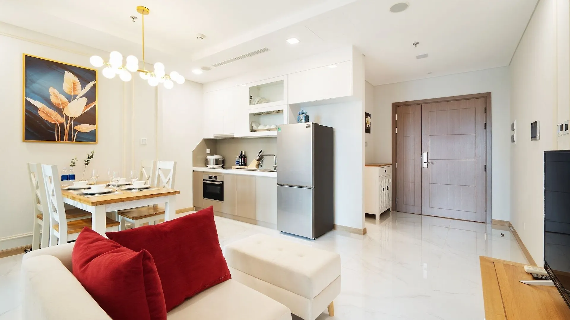 Hoasun Des Art - Lanmark 81 Ho Chi Minh City Apartment