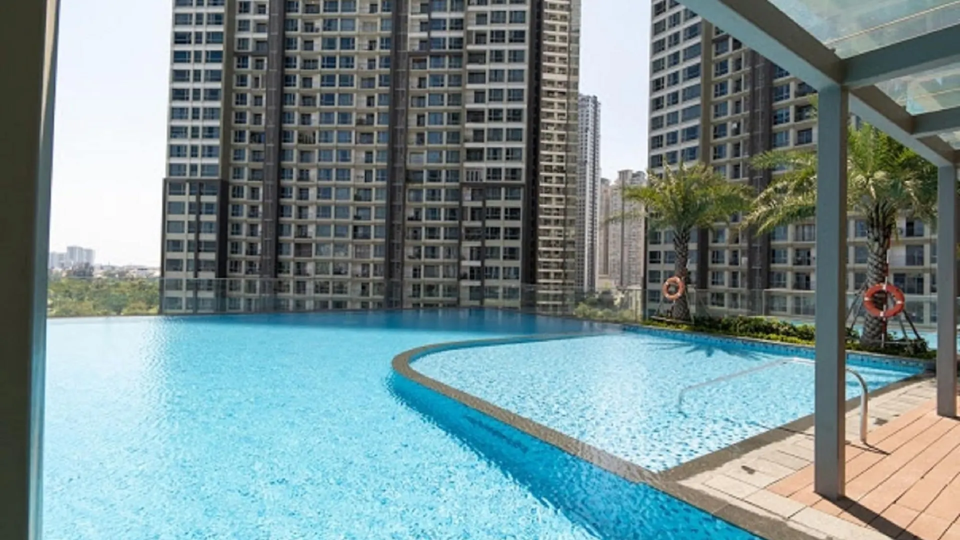 Hoasun Des Art - Lanmark 81 Ho Chi Minh City 0*,  Vietnam